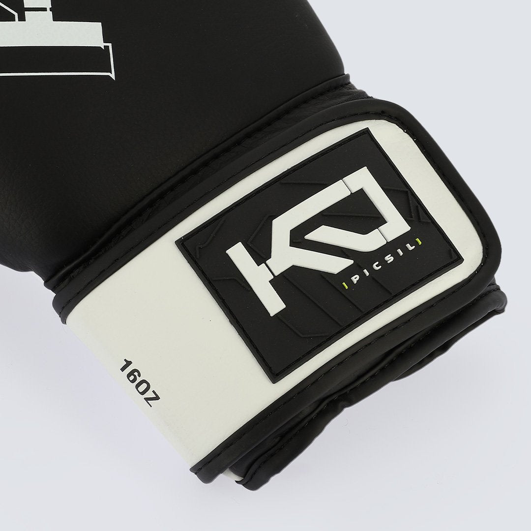 Boxing gloves and mma Kyros Fan Kombat